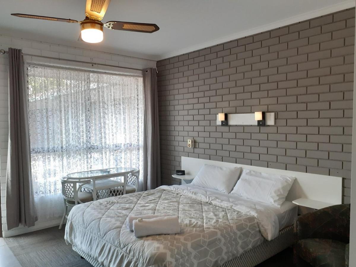 Birch Motel Tocumwal Previously Known As Kanimbla Motor Inn Екстер'єр фото