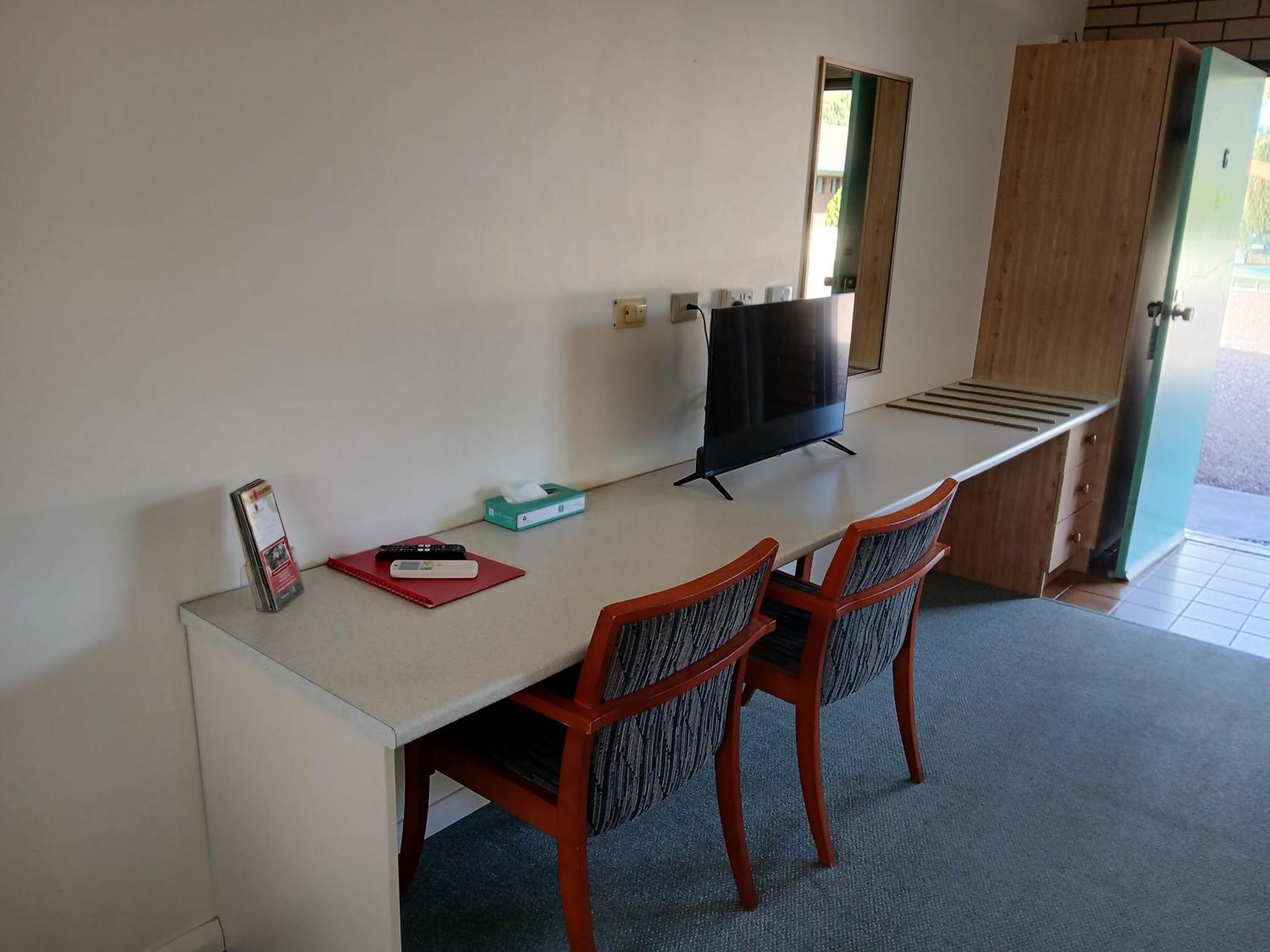 Birch Motel Tocumwal Previously Known As Kanimbla Motor Inn Екстер'єр фото