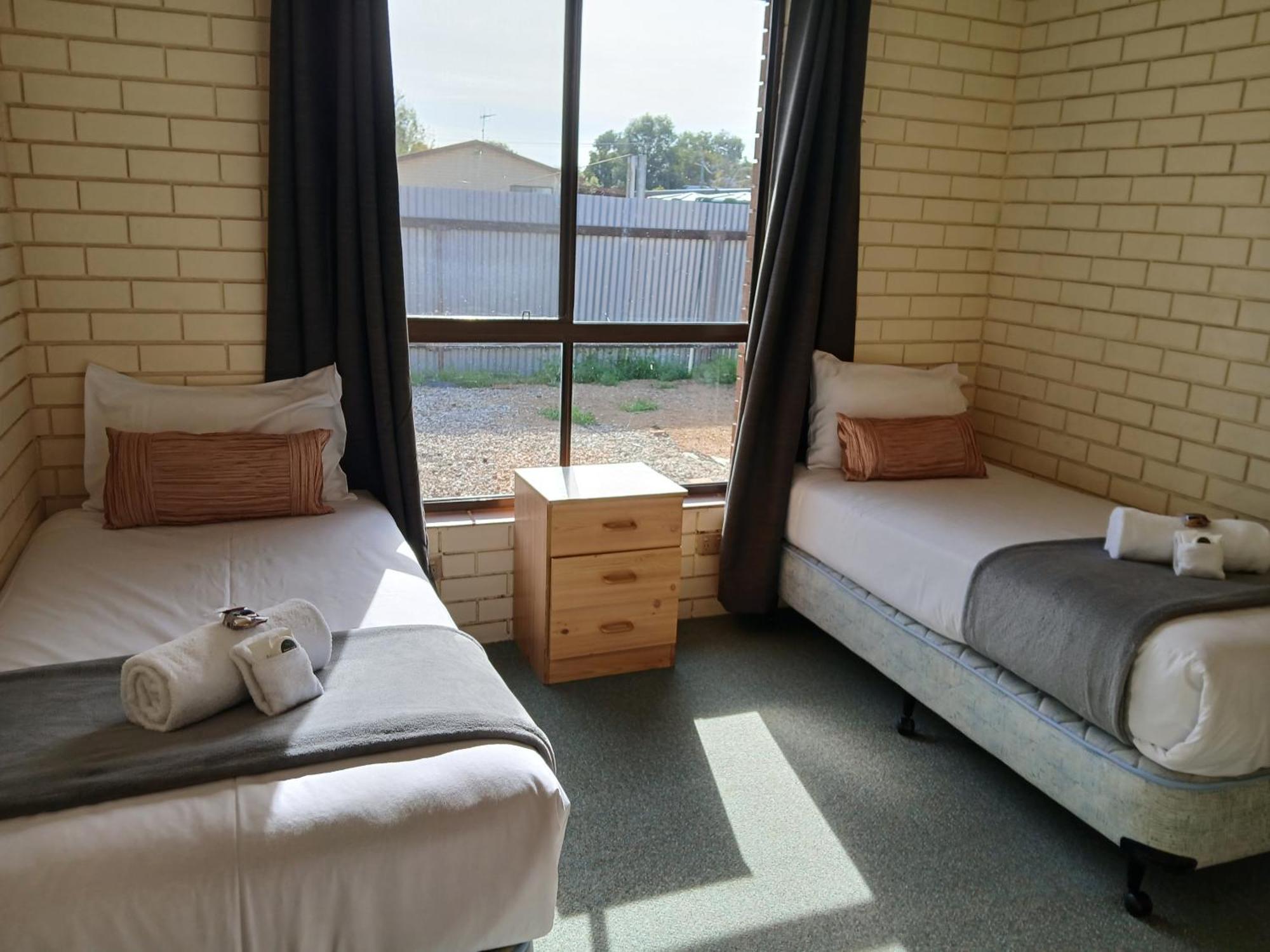 Birch Motel Tocumwal Previously Known As Kanimbla Motor Inn Екстер'єр фото