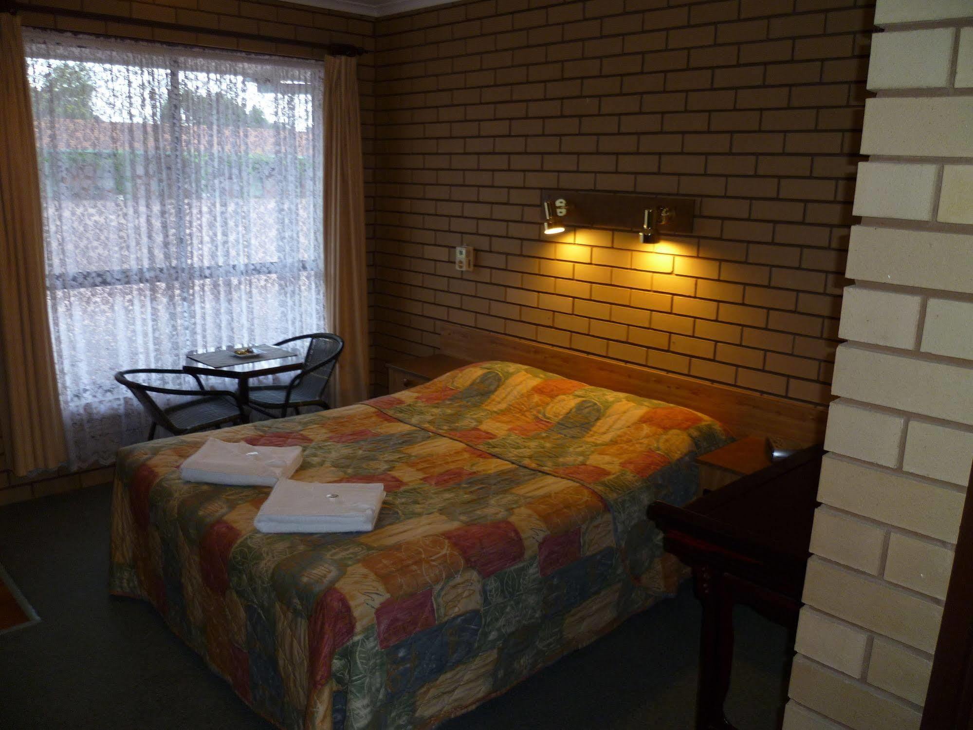 Birch Motel Tocumwal Previously Known As Kanimbla Motor Inn Екстер'єр фото